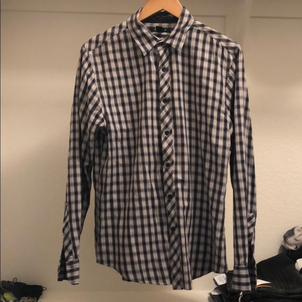 Black and white checkered shirt. Size M